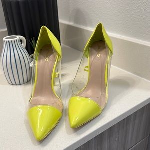Size 9 bright yellow ALDO heels